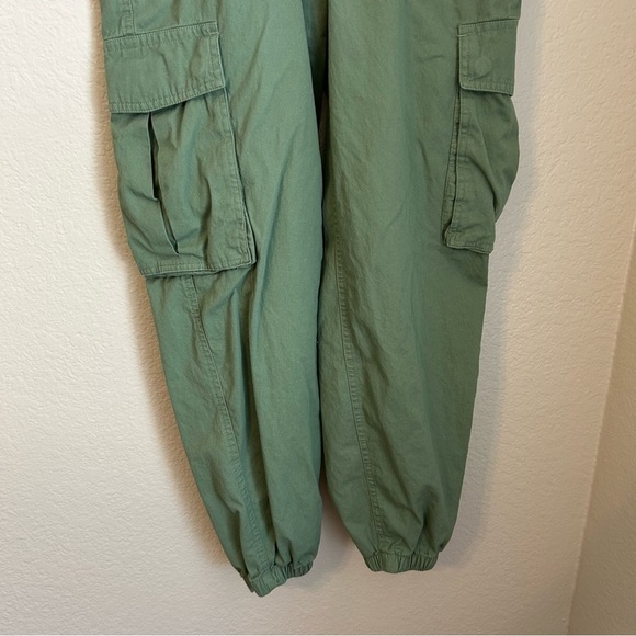 Abercrombie & Fitch High Waist Cargo Utility Jogger Pants in Green, Size Small - Picture 2 of 8